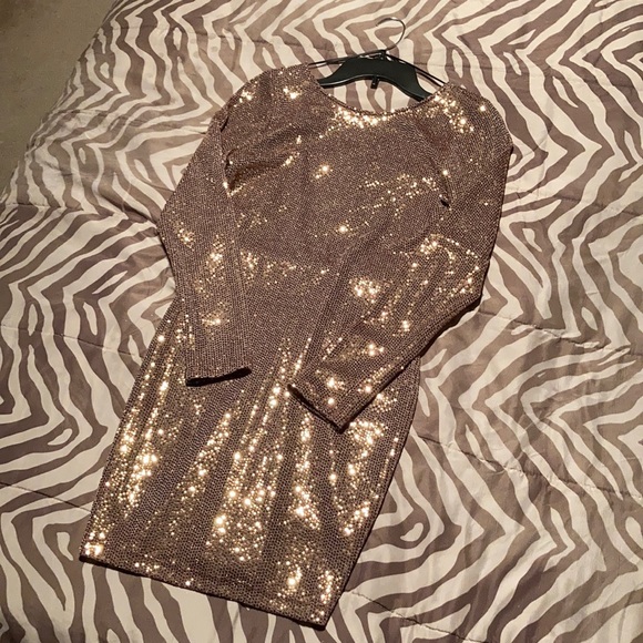 NWOT Windsor Gold color dress! - Picture 3 of 4